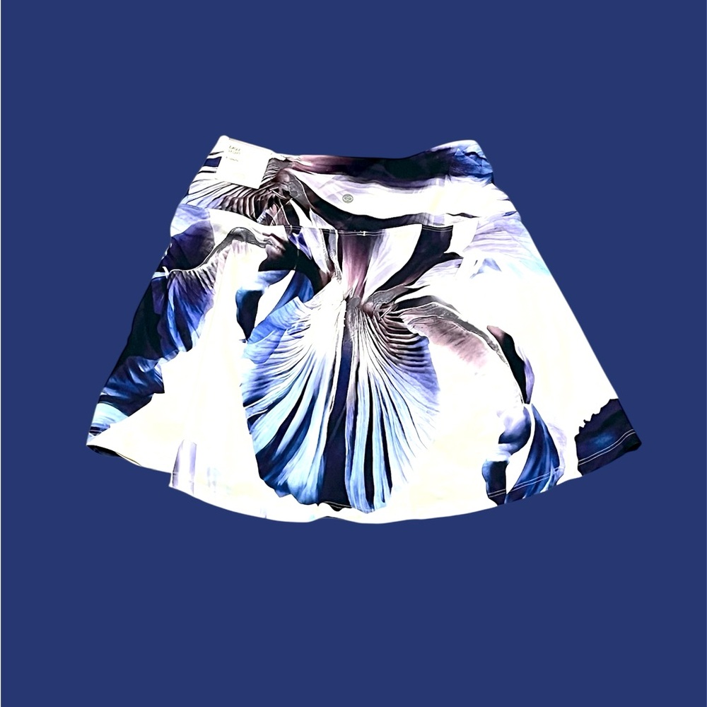 New Women’s Calia 15”Eagle Golf Skort Ghost Flower Multi Color Size XS